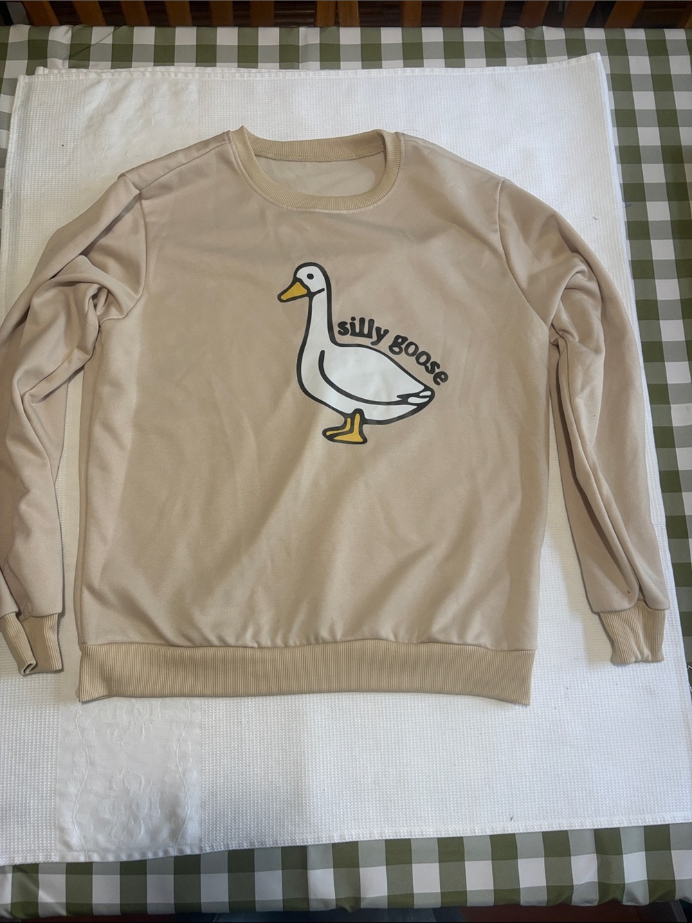 SILLY GOOSE LIGHTWEIGHT SWEATSHIRT
